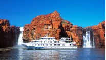 Motor Yacht True North  Red Rcok